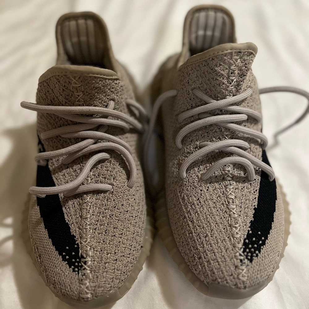 Adidas Yeezy Boost 350 V2 size 5